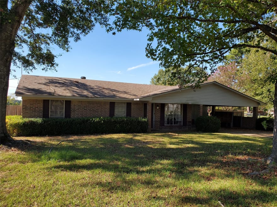 564 Stonewall Preston Road, Stonewall, Louisiana