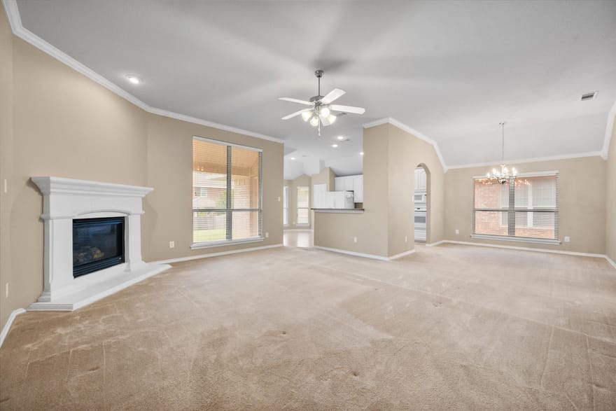 6715 Canis Drive, Arlington, Texas