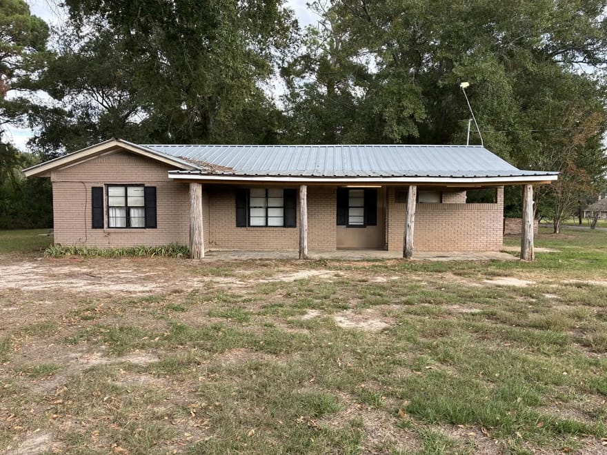 107 J Alexander Road, Logansport, Louisiana