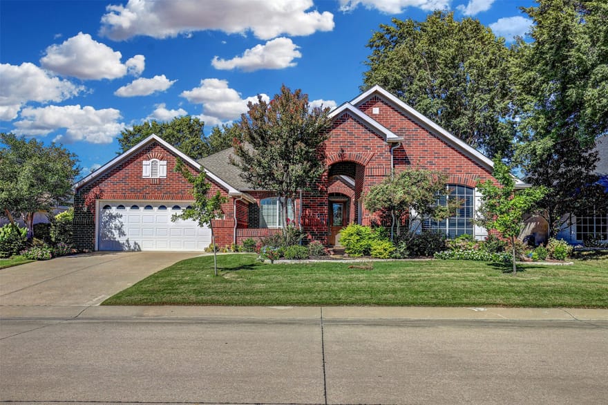 10208 Soriano Street, Denton, Texas