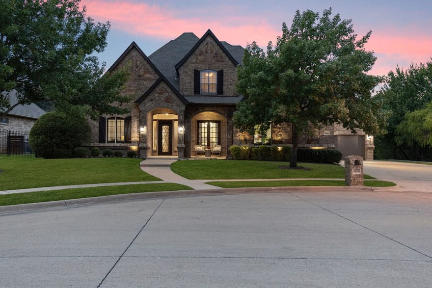 8109 Camino Drive, North Richland Hills, Texas