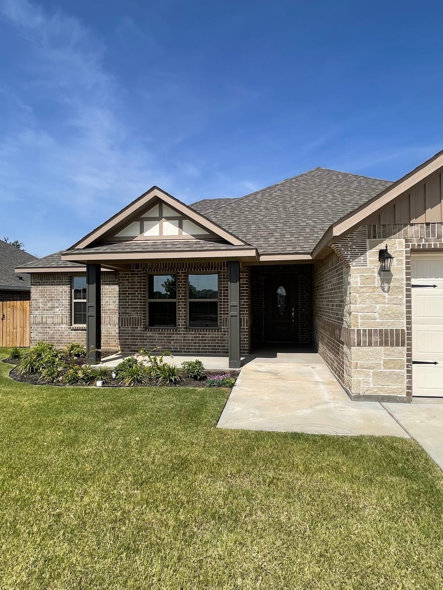 141 Joel Street, Springtown, Texas