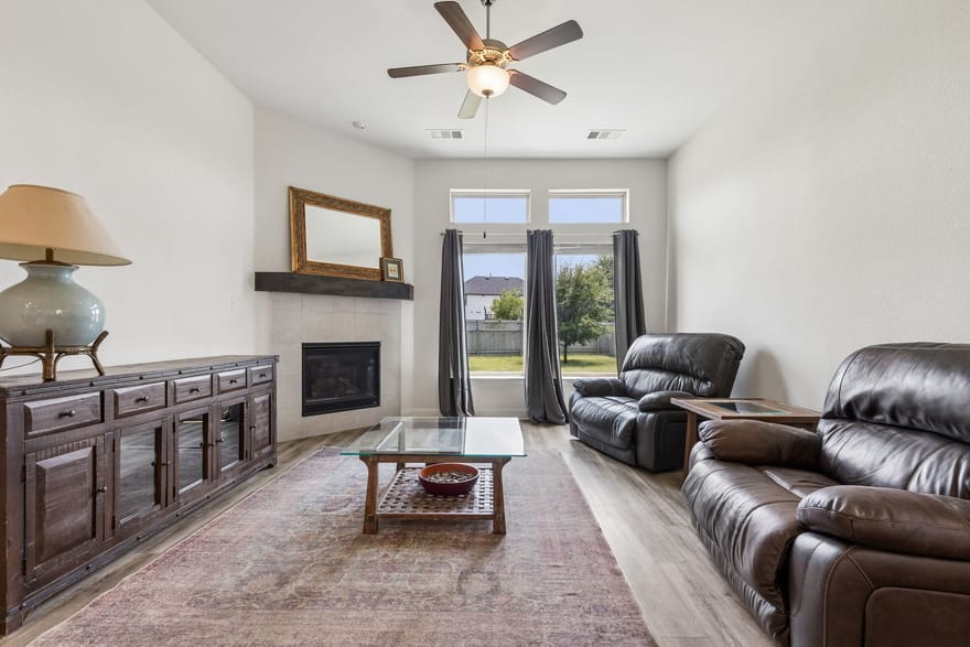 2609 Woodhill Way, Northlake, Texas