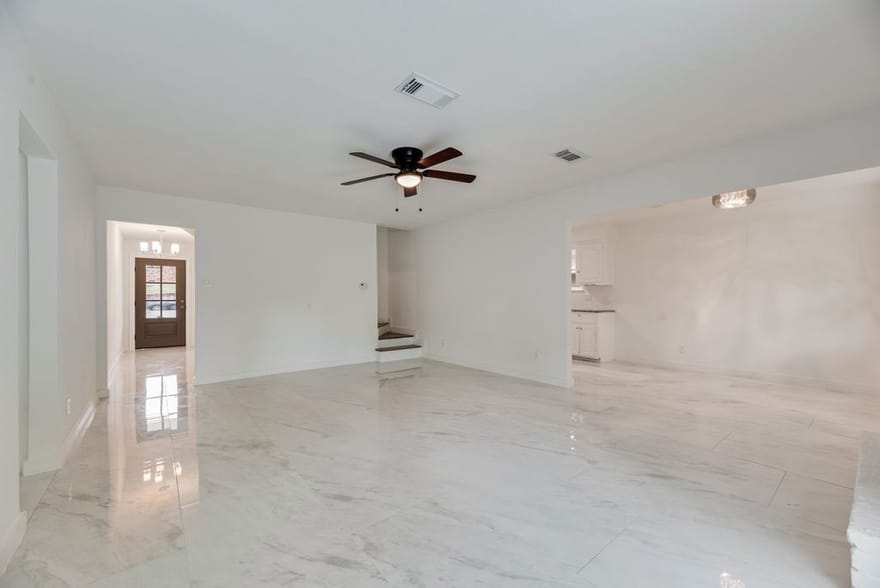5614 University Hills Boulevard, Dallas, Texas