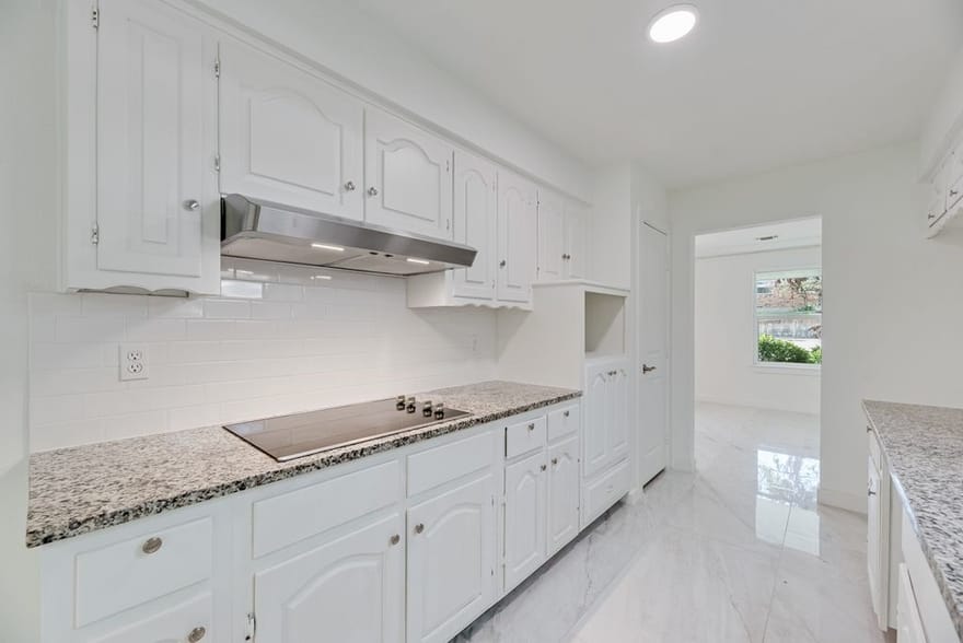 5614 University Hills Boulevard, Dallas, Texas