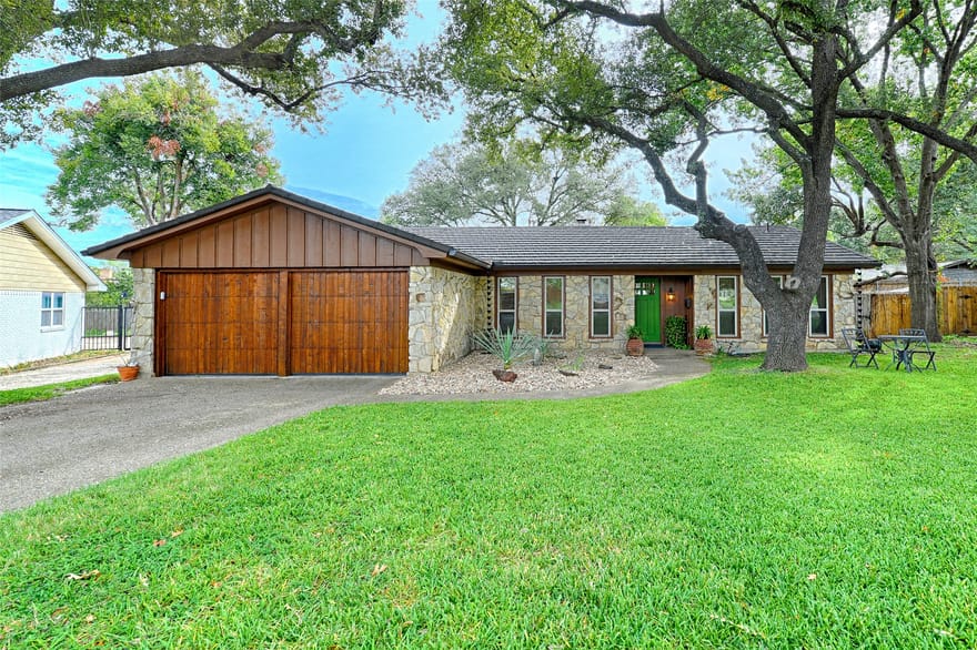 801 Raintree Road, Fort Worth, Texas