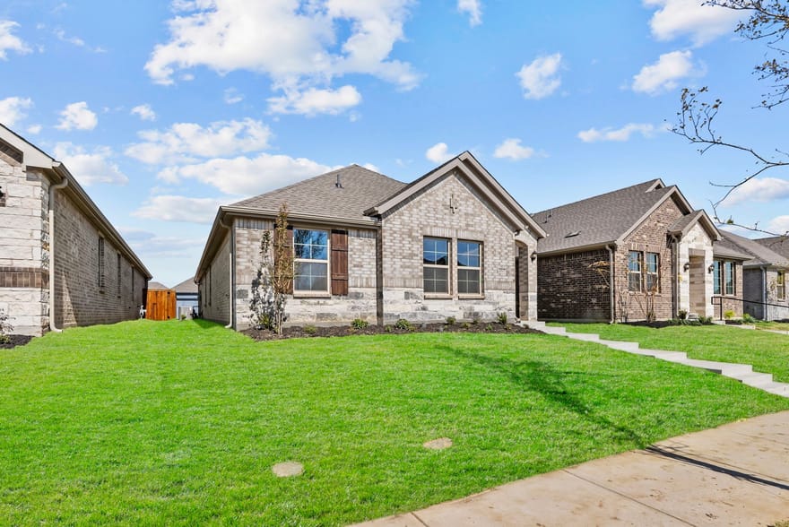 2537 Pikes Peak Way, Celina, Texas
