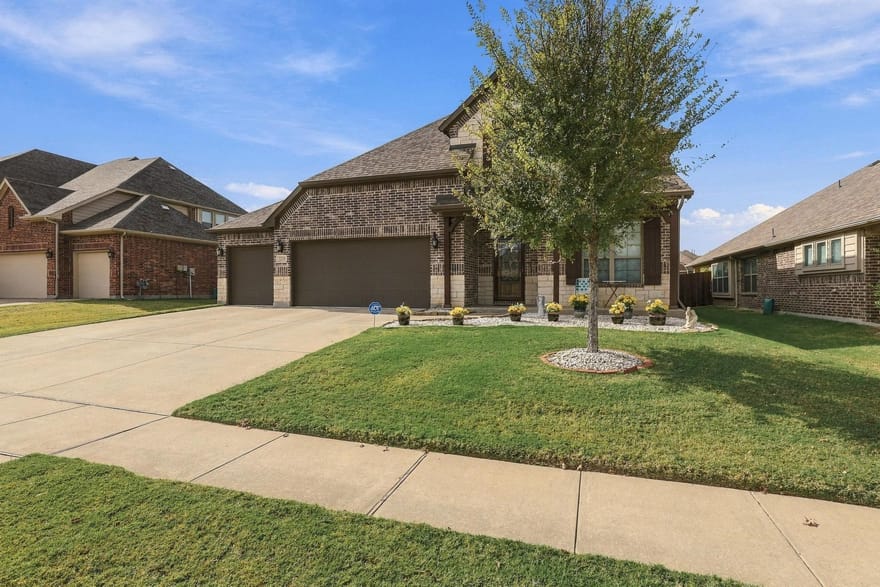 5204 Ambergate Lane, Sherman, Texas