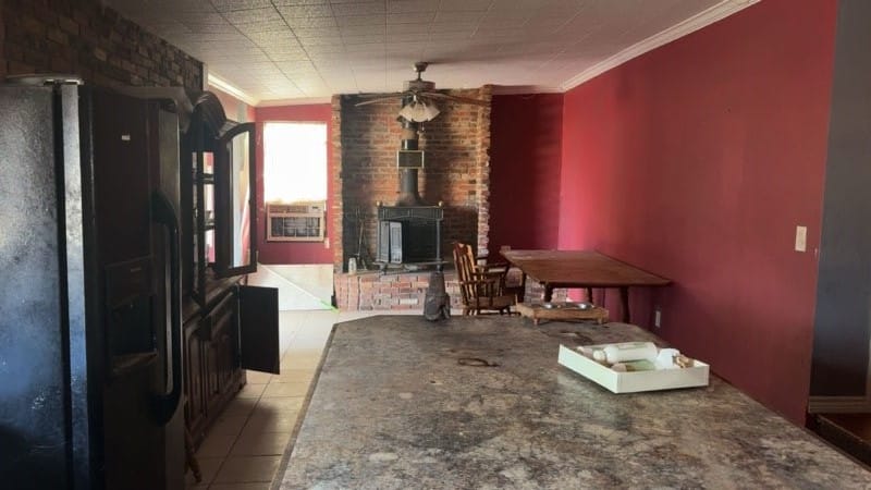 113 S Woods Street, Bronte, Texas