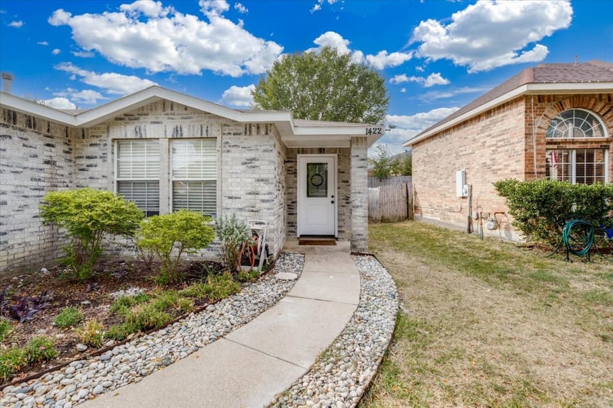 1422 Eastview Drive, Garland, Texas
