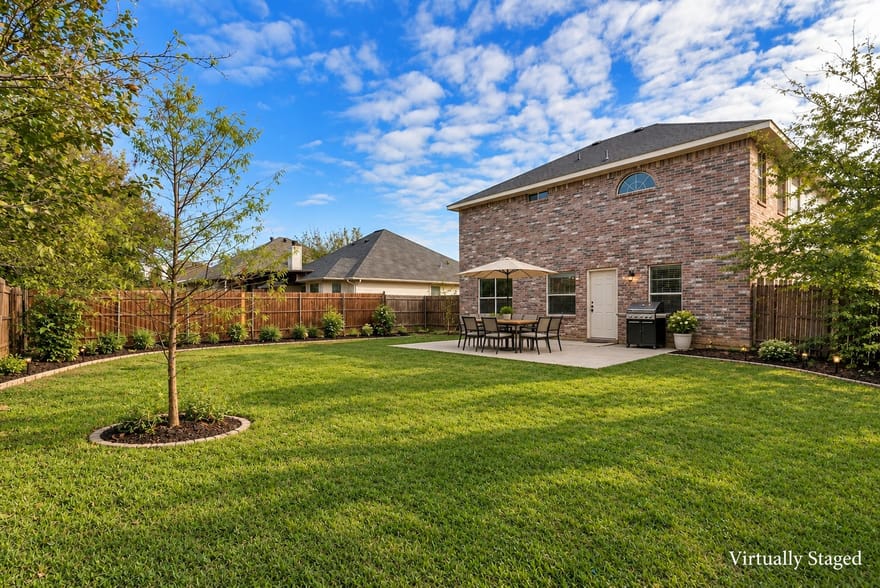 905 Chase Lane, Denton, Texas