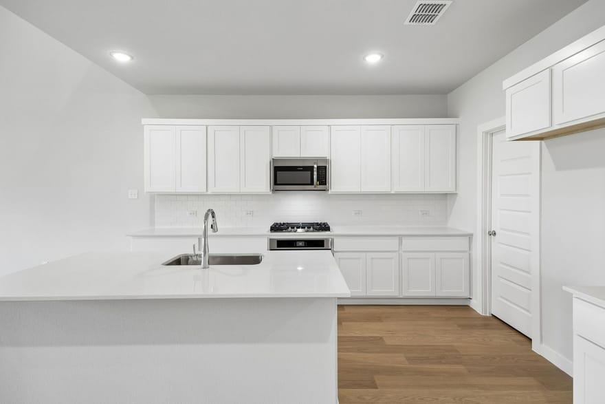 1325 Rosaderos Road, Haslet, Texas