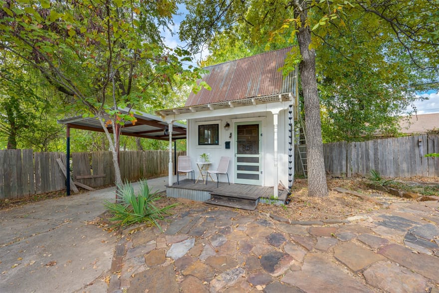 3141 Dogwood Lane, Paris, Texas