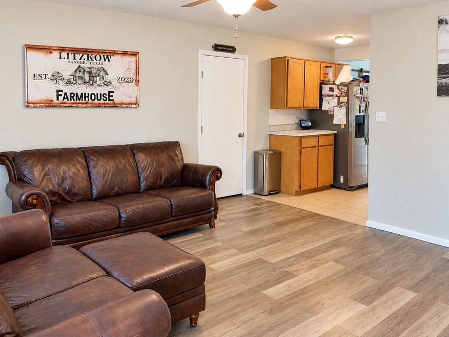 110 S Meadow Drive, Sanger, Texas