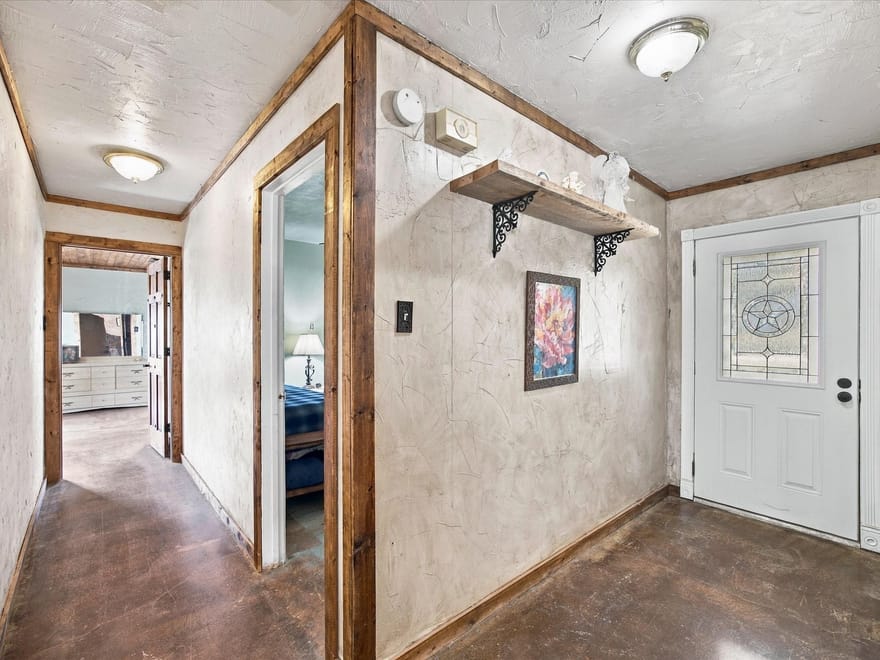 1005 Steadham Road, Loving, Texas