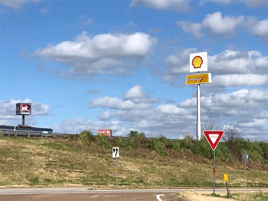 4390 Ih 10, Columbus, Texas