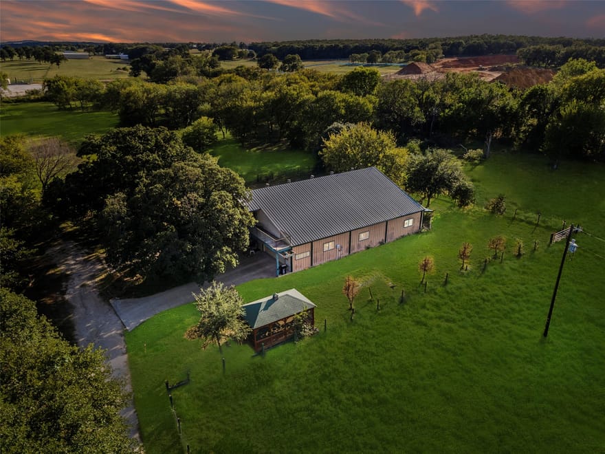 3924 Cross Timber Road, Burleson, Texas