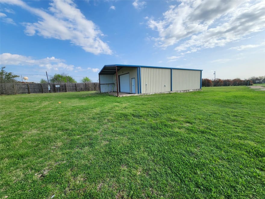 1742 Rowe Loop, Pflugerville, Texas