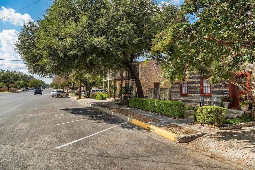104 Austin St, Fredericksburg, Texas