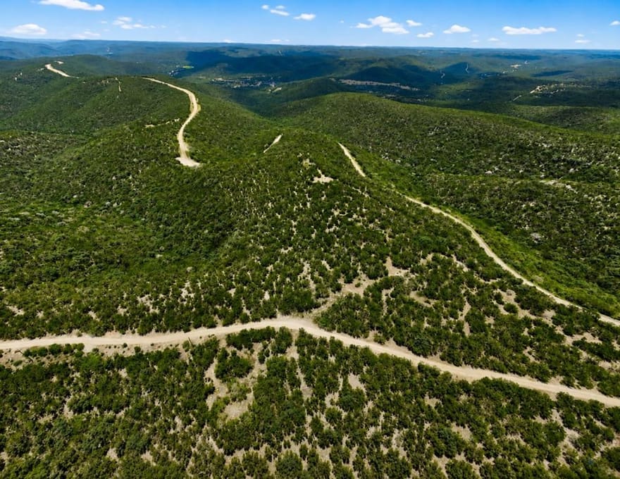 20 Winchester Rd, Leakey, Texas