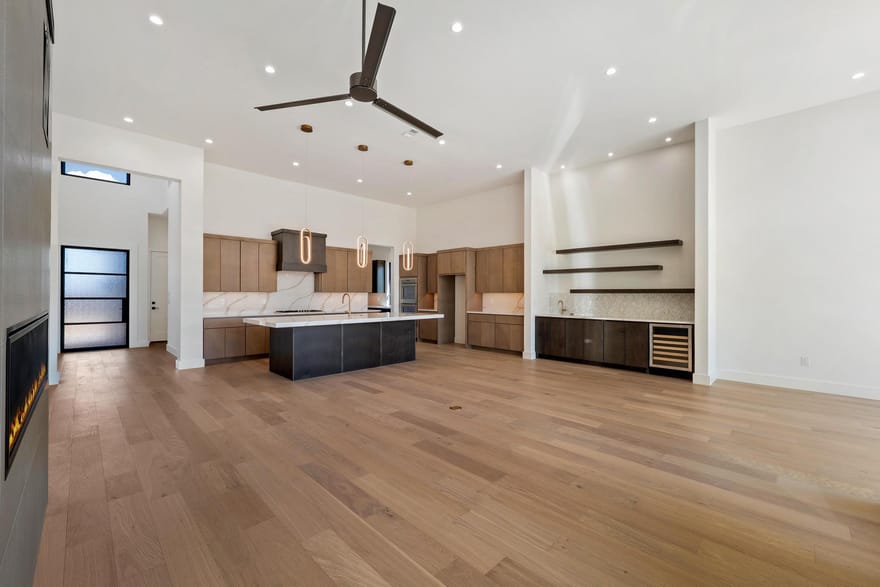 103 Via Roma Ct, Horseshoe Bay, Texas