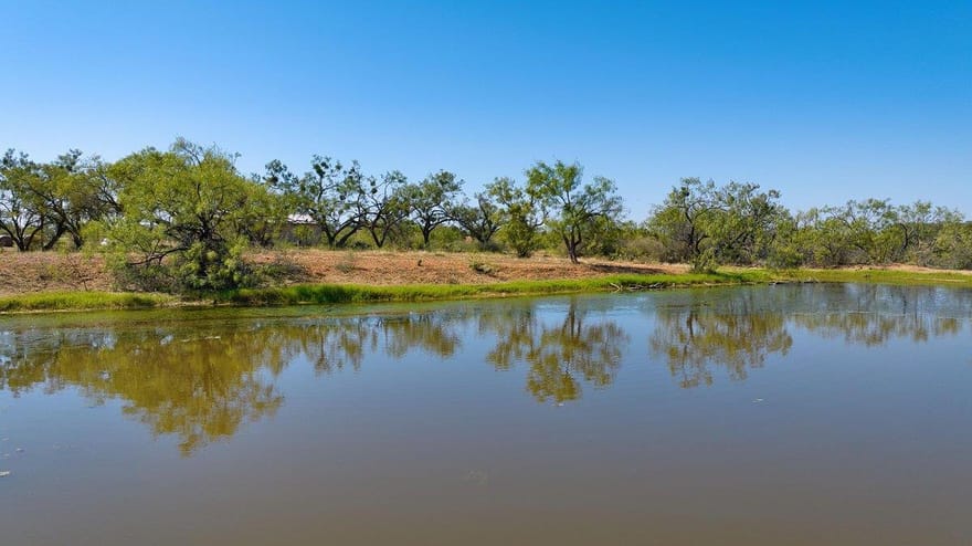567 County Road 241, Rochelle, Texas