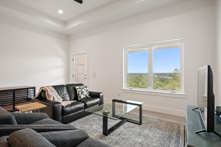405 Taylor Dr, Horseshoe Bay, Texas