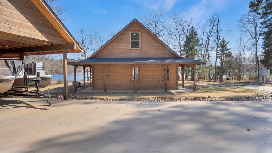 537 County Road 1596, Avinger, Texas