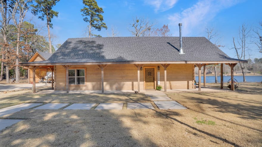 537 County Road 1596, Avinger, Texas