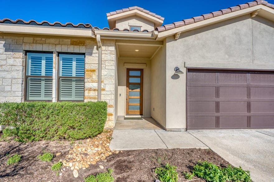 130 Lucia Ct, Horseshoe Bay, Texas