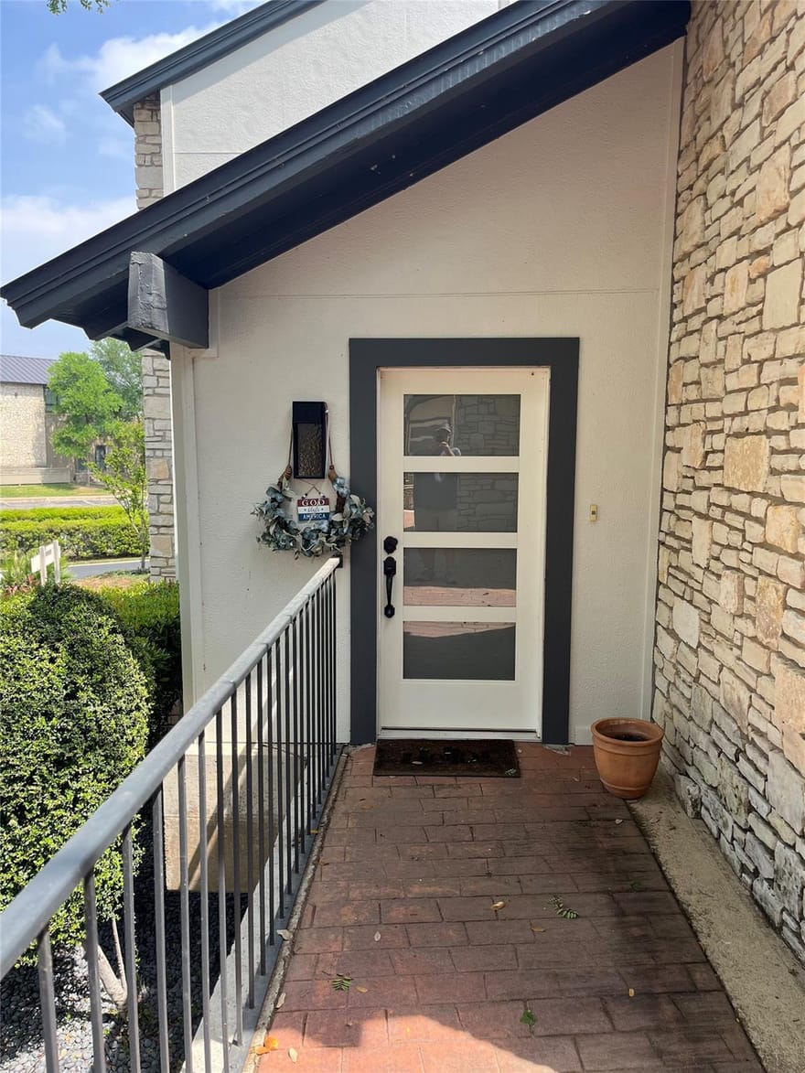 103 Island Dr, Horseshoe Bay, Texas