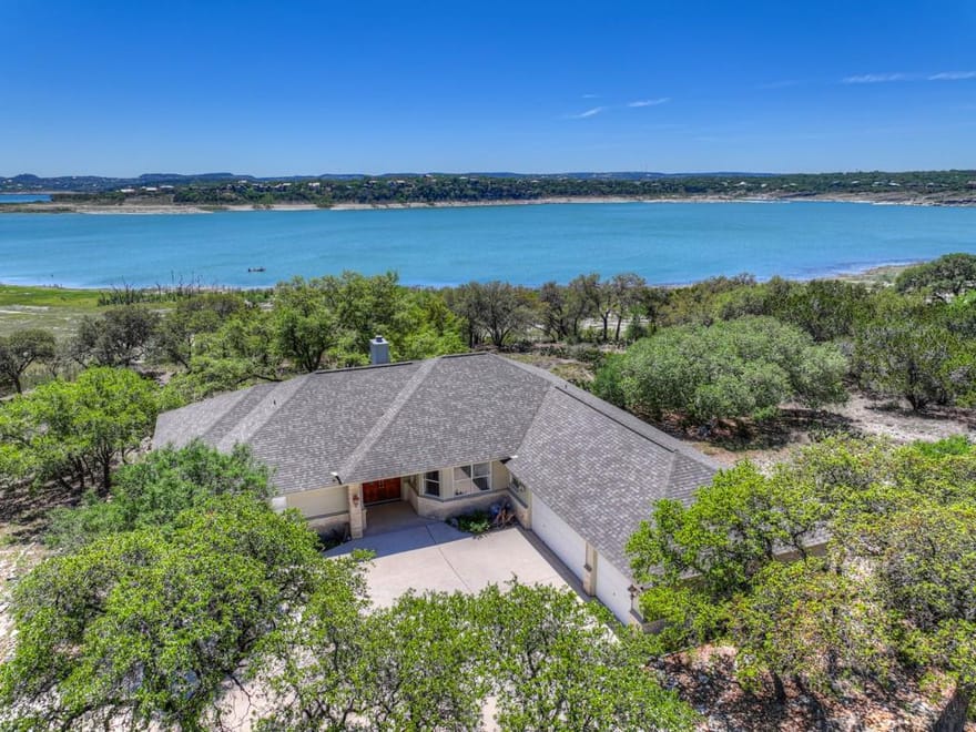 1000 Bamc Dr, Canyon Lake, Texas