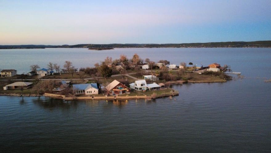 746 E Island Dr, Bluffton, Texas