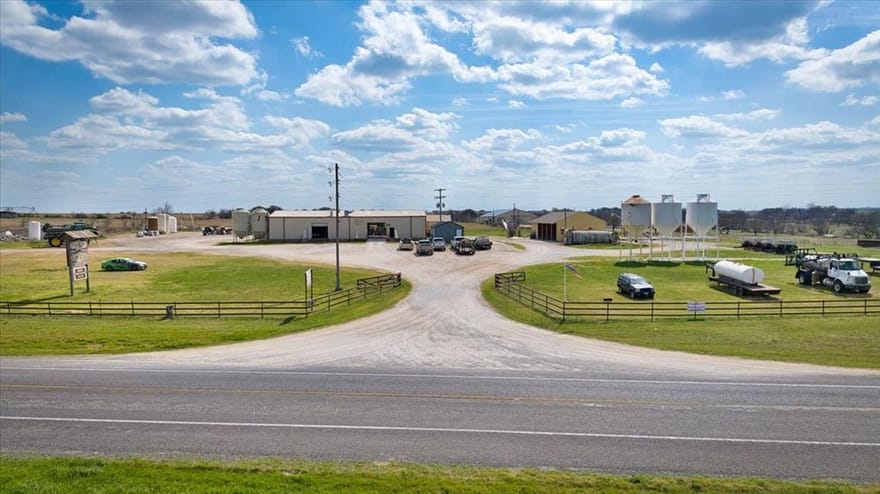 604 E. Us H 190wy, Richland Springs, Texas