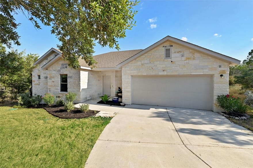 1302 Ponderosa Bnd, Horseshoe Bay, Texas