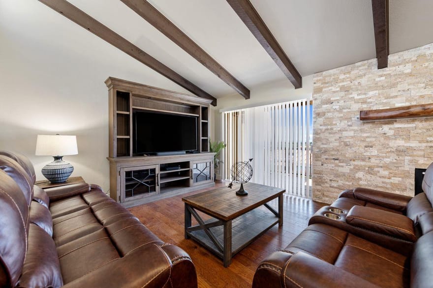 402 Hi Stirrup, Horseshoe Bay, Texas