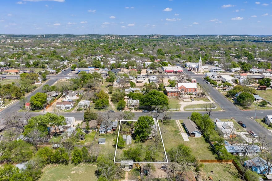 505 W San Antonio St, Fredericksburg, Texas