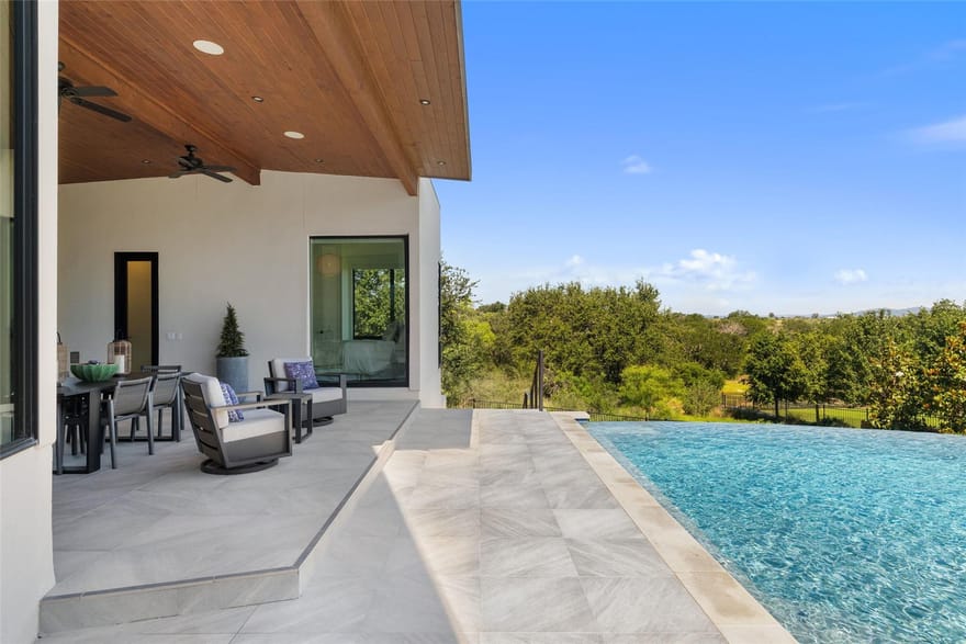 612 Overlook Pkwy, Horseshoe Bay, Texas