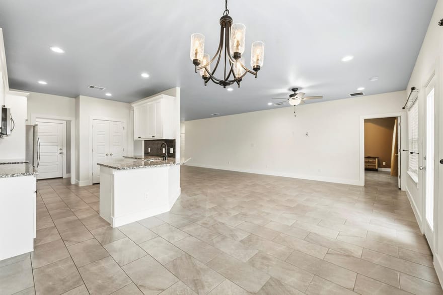 237 Dudley Way, Fredericksburg, Texas