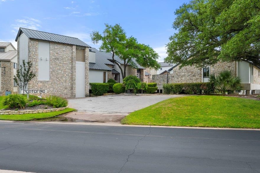 103 Island Dr, Horseshoe Bay, Texas