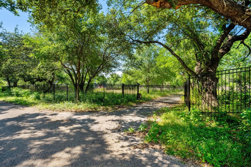 13560 Rocky Ln, Belton, Texas