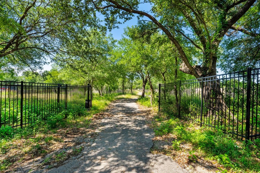13560 Rocky Ln, Belton, Texas
