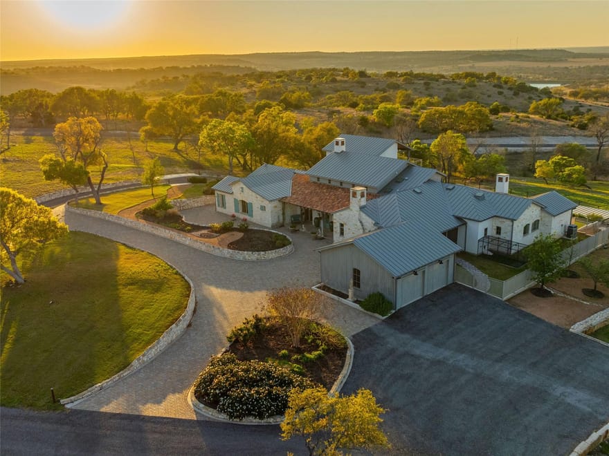 77 Last Trl, Fredericksburg, Texas