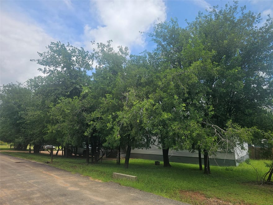837 Southwood Dr, Horseshoe Bay, Texas