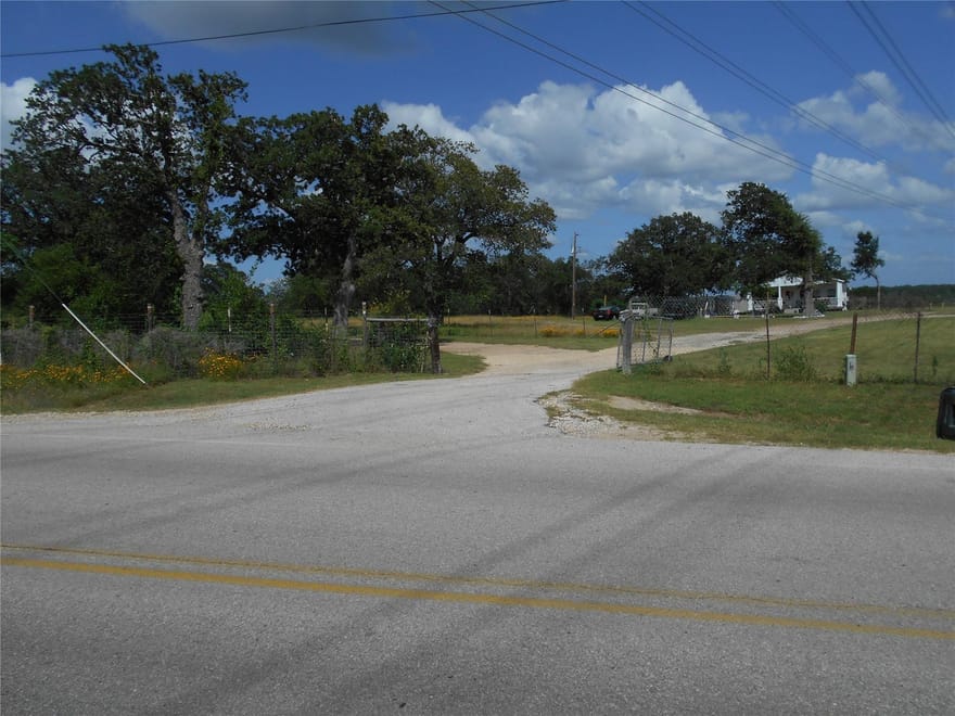 8001 Burleson Manor Rd, Manor, Texas