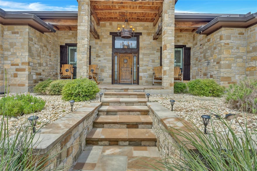 101 Fox Fur, Horseshoe Bay, Texas