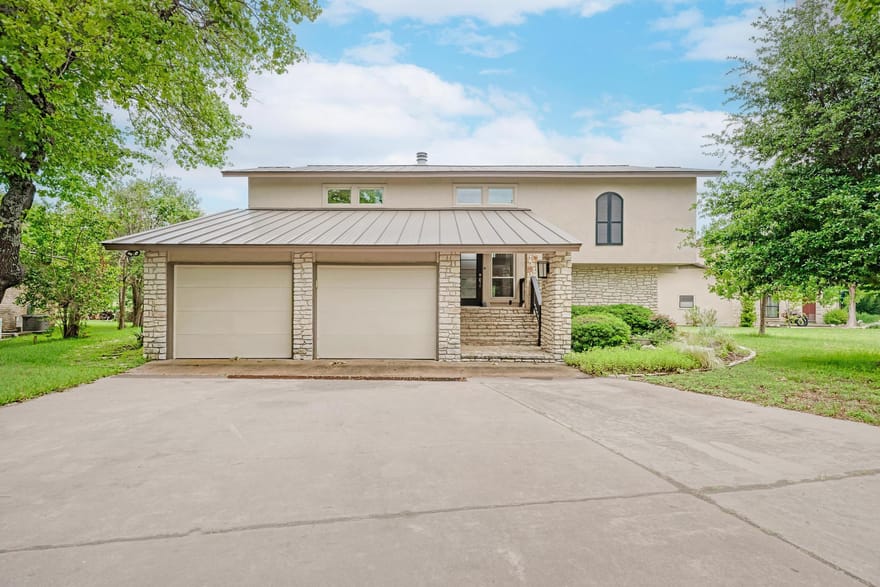 320 Lucy Ln, Horseshoe Bay, Texas