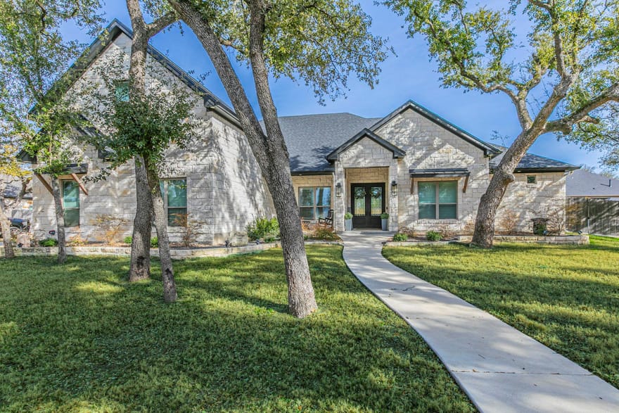 111 Lago Viento Ln, Belton, Texas