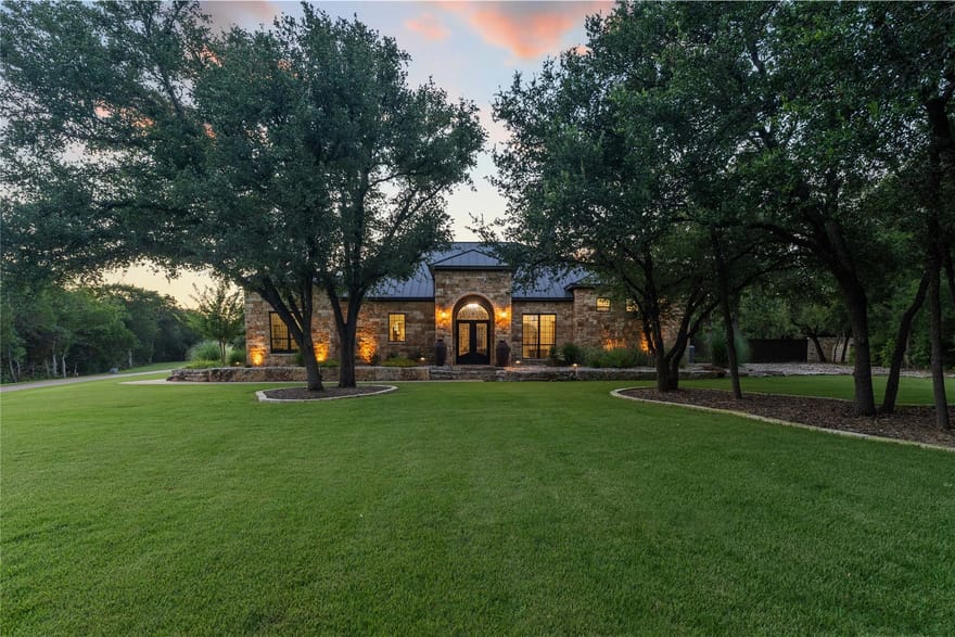 8184 Fm 2843, Salado, Texas