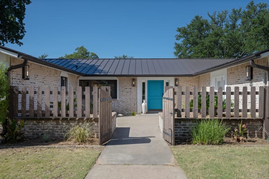 101 Third Sid, Horseshoe Bay, Texas